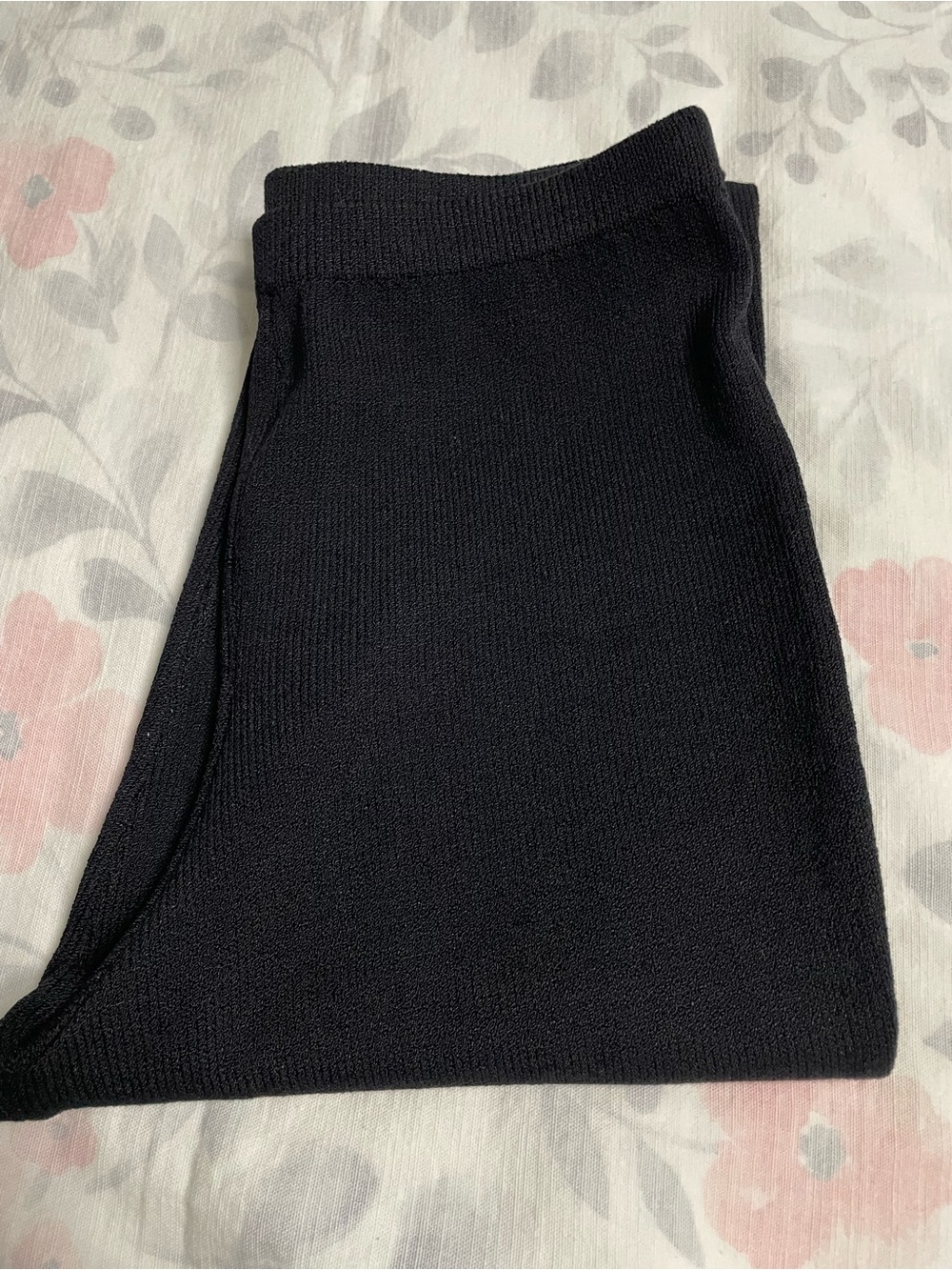 St. John Basics Knit Pants 8
